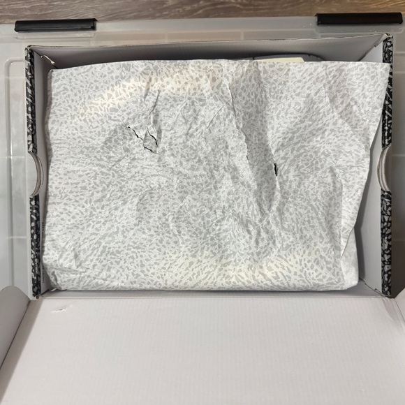 Air Jordan 3 Retro 'Black Gold' - Picture 4 of 9